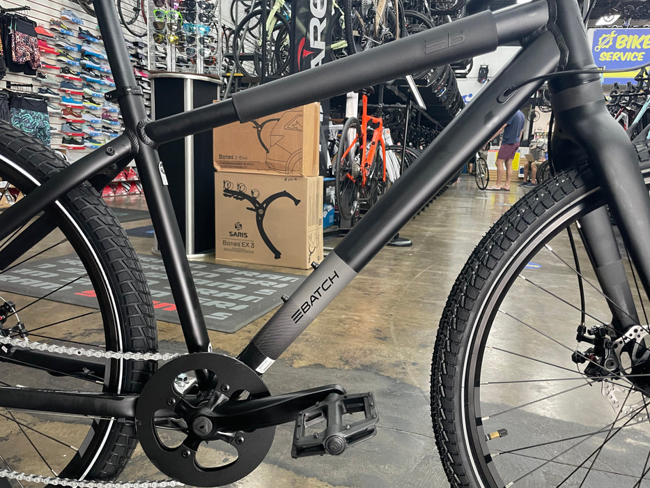 Batch The Urban Bike 27.5" Shimano Tourney