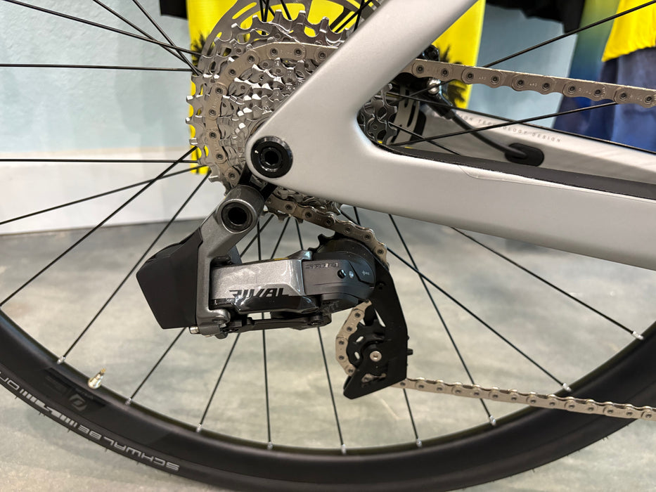 Scott Foil RC 30 SRAM Rival AXS - 2025