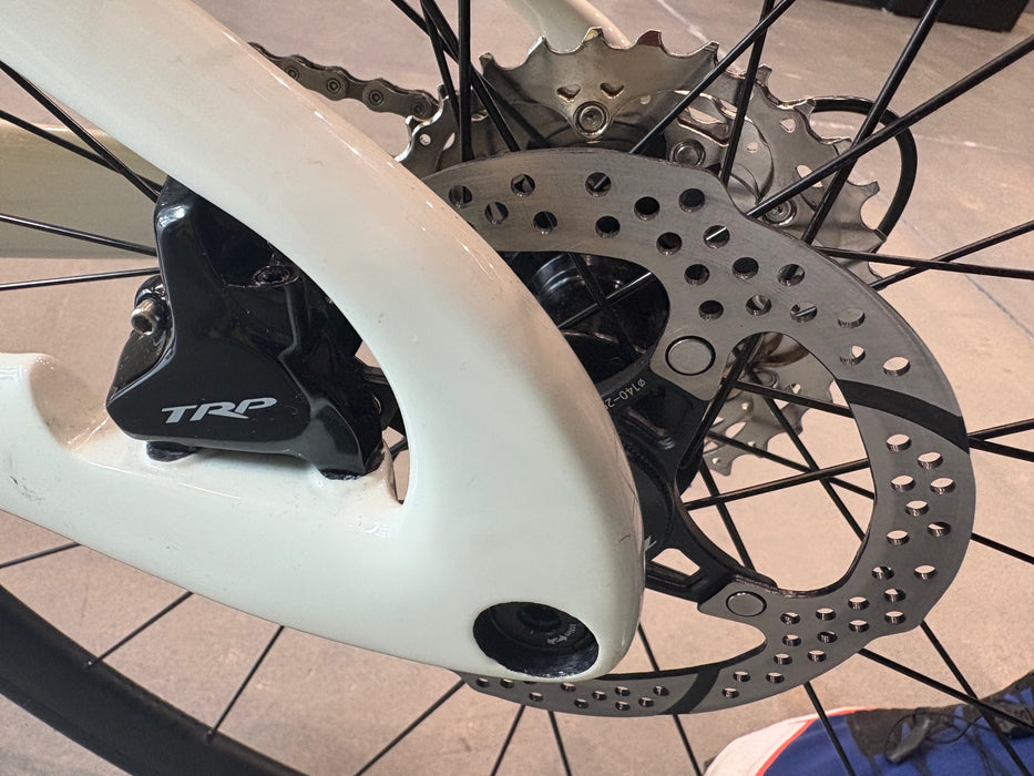 Felt IAX Advanced Shimano 105 12-Speed - Sage White