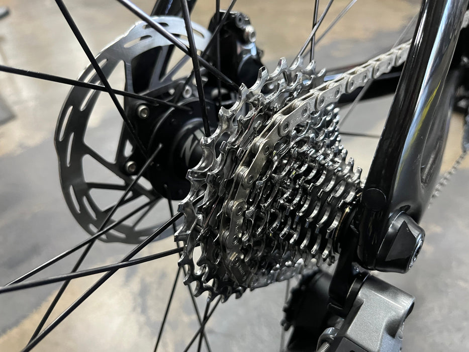 Cervelo S5 Limited Edition SRAM Rival eTap AXS 12 Speed w/ Zipp 404 Firecrest Wheelset