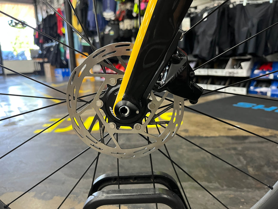 Cervelo S5 Limited Edition SRAM Rival eTap AXS 12 Speed w/ Zipp 404 Firecrest Wheelset