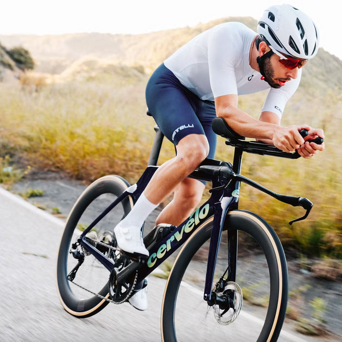 ⚡ Electronic Shifting vs. Mechanical: Is Di2 or eTap Worth It?