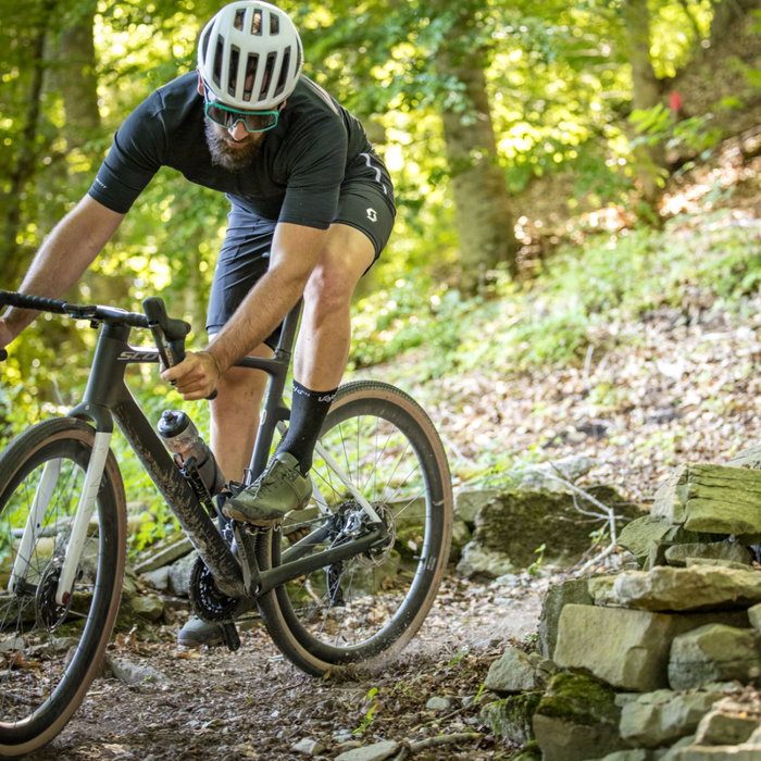 🚴‍♀️🪨 Gravel Bikes: Do You Actually Need One?