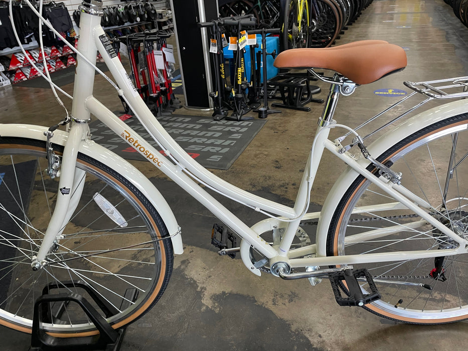 Retrospec Beaumont 7-Speed Step-Thru City Bike - Eggshell