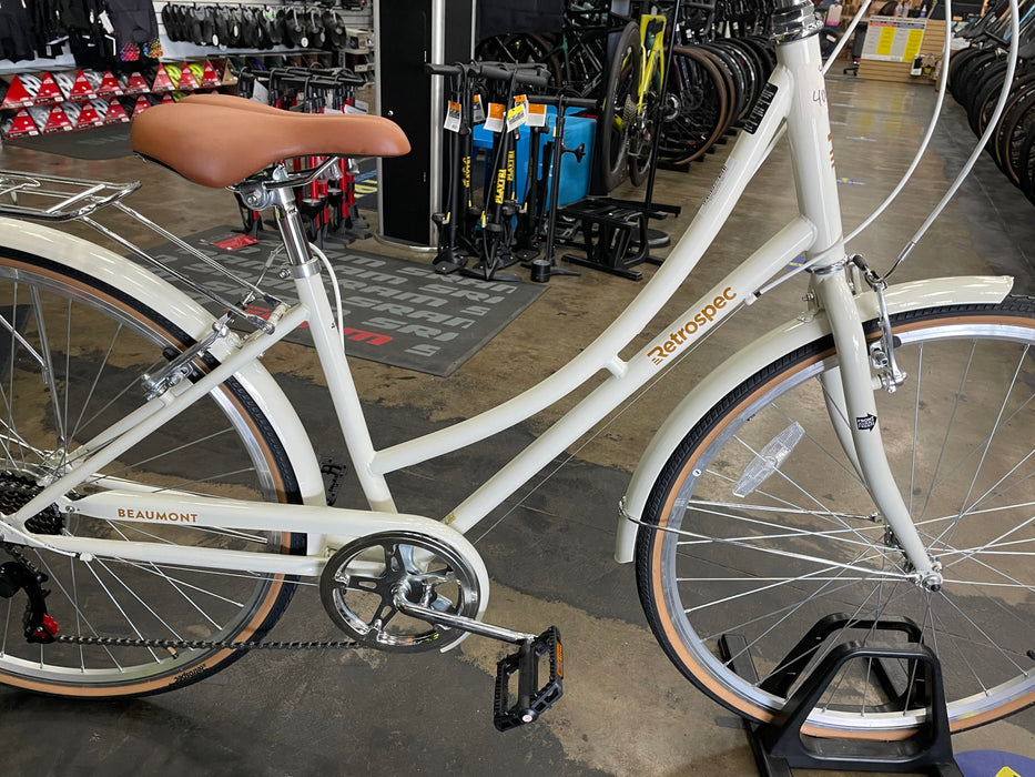 Retrospec Beaumont 7-Speed Step-Thru City Bike - Eggshell