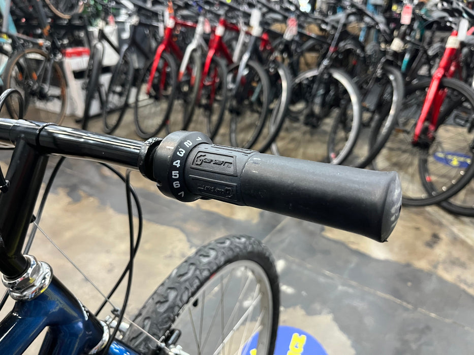 Cannondale M200 7 Speed Mountain Bike - Blue Fade USED