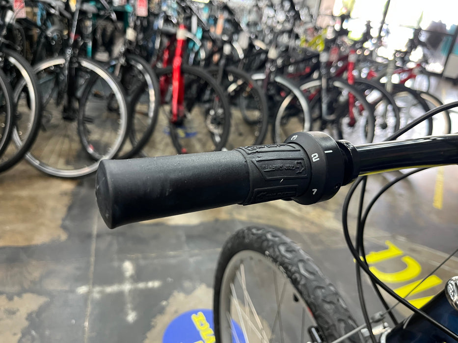 Cannondale M200 7 Speed Mountain Bike - Blue Fade USED