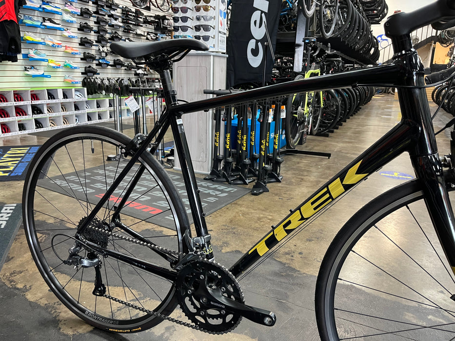 Trek Domane AL2 Shimano Claris - Black/Gold 2023 USED