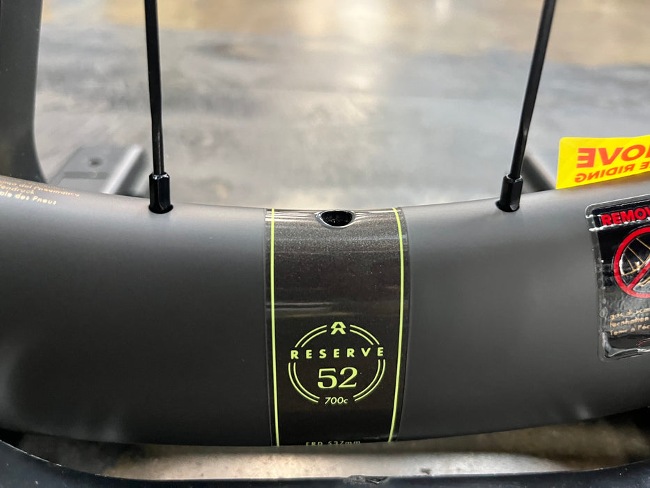 Reserve 52/63 Aero Disc Tubeless Carbon Wheelset - Paris Green