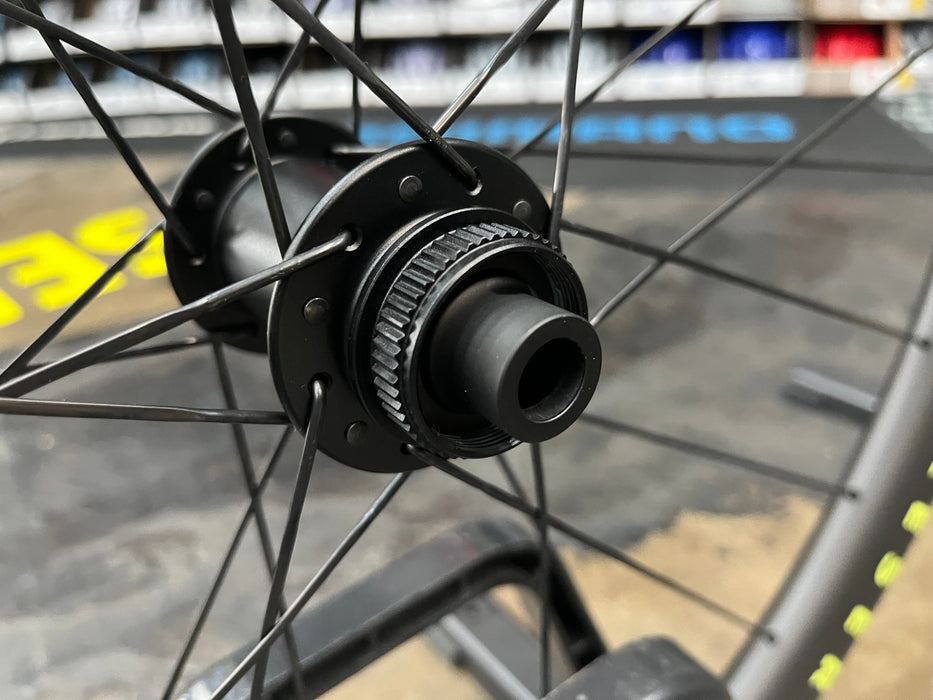 Reserve 52/63 Aero Disc Tubeless Carbon Wheelset - Paris Green