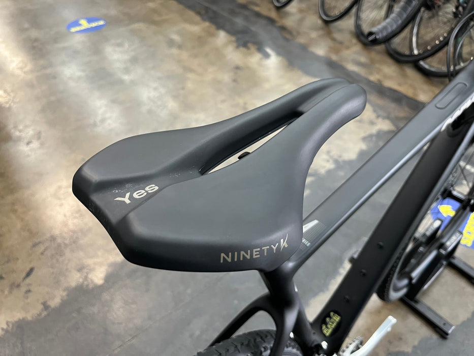 Cervelo Aspero GRX RX810 w/ Shimano GRX Wheels - DEMO