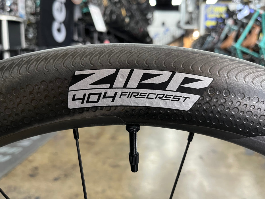 Zipp 404 Firecrest Clincher Tubeless Rim Brake Wheelset