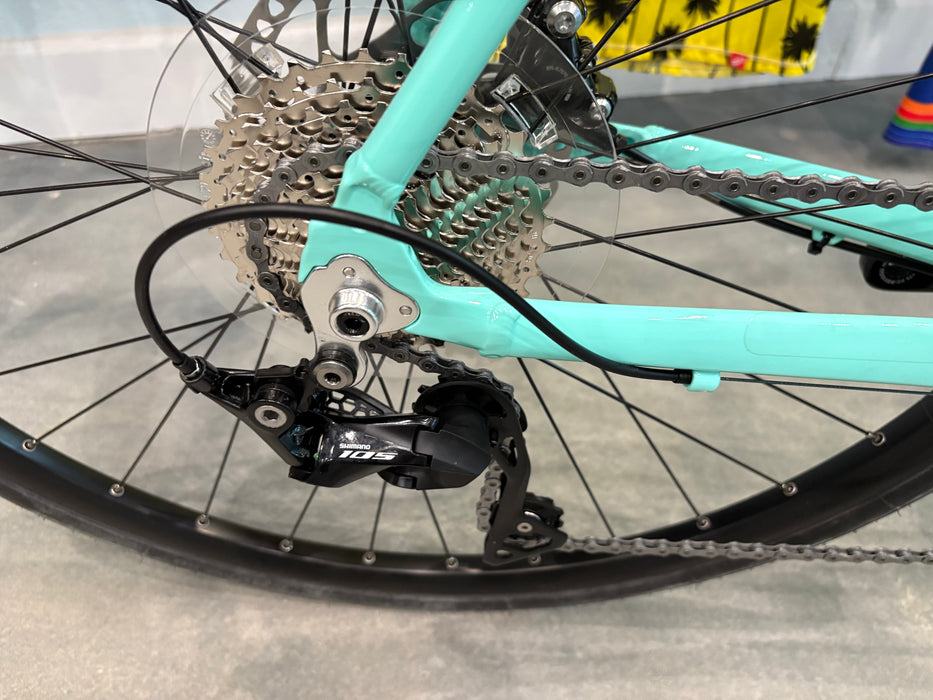 Bianchi Via Nirone 7 105 Disc 11 Speed