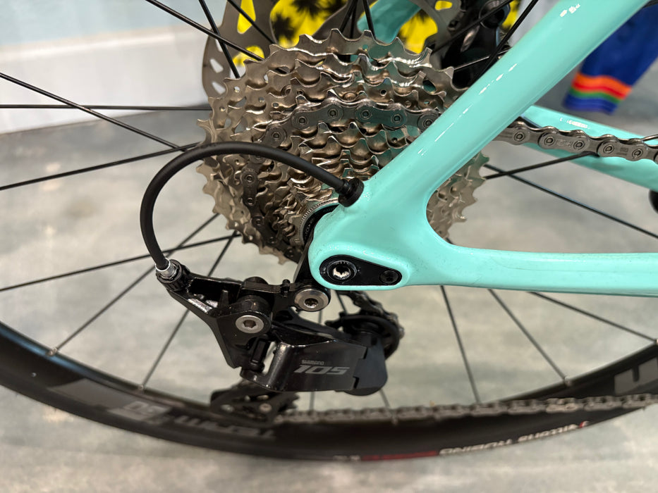 Bianchi Sprint 105 12 Speed - 2025