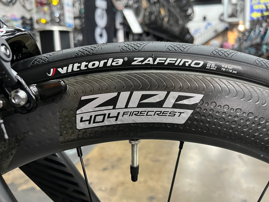 Pinarello Gan Rim Shimano 105 11 Speed - ZIPP 404 Firecrest wheelset - BOB