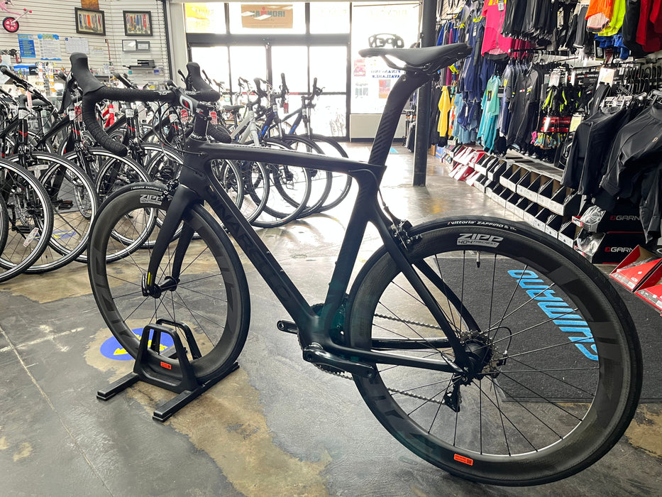 Pinarello Gan Rim Shimano 105 11 Speed - ZIPP 404 Firecrest wheelset - BOB