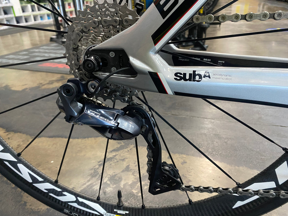 BMC Timemachine TM02 Shimano Ultegra Di2 11 Speed - Silver USED