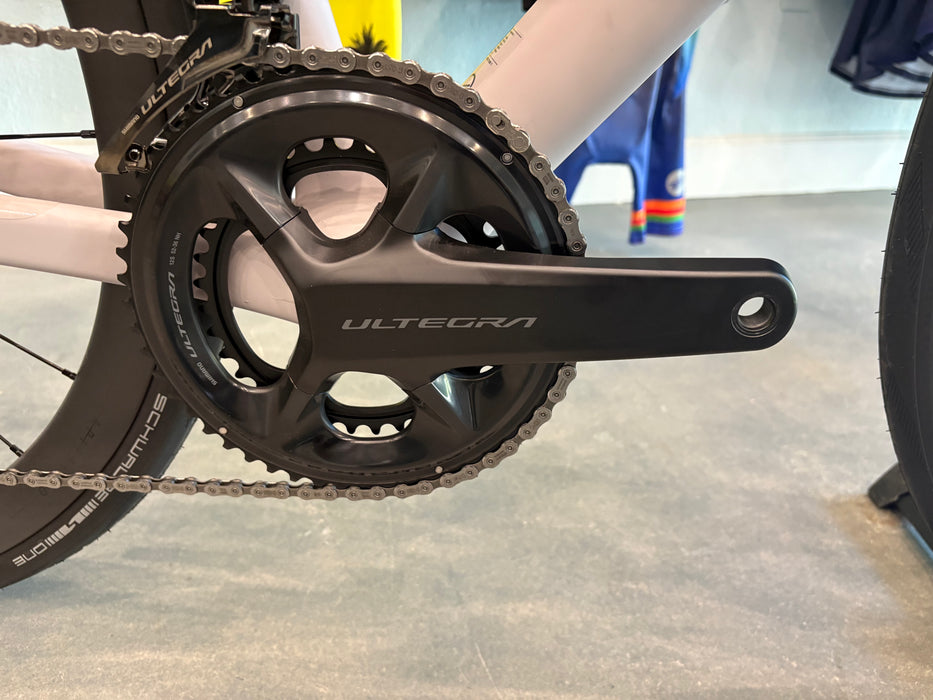 Scott Addict RC 20 Shimano Ultegra Di2 12-Speed - Hushed Pink 2025