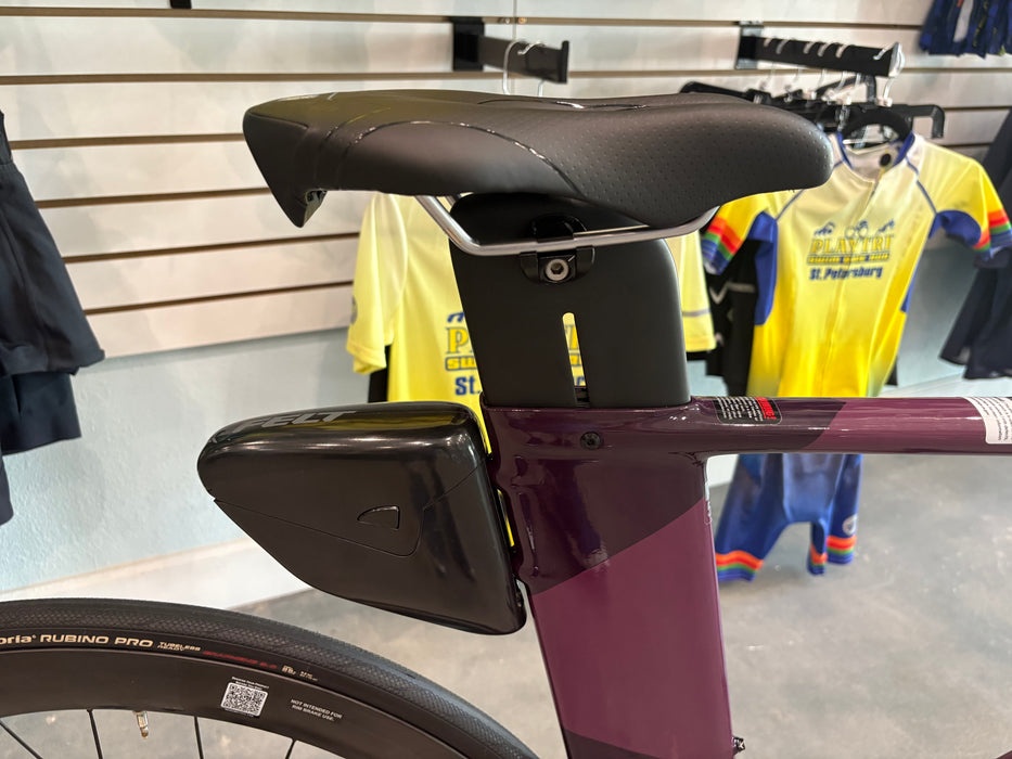 Felt IAX Advanced Shimano 105 Di2 12-Speed Reynolds - Astral