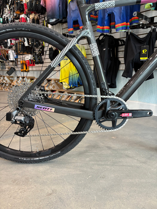 Scott Addict Gravel 30 - Carbon Black