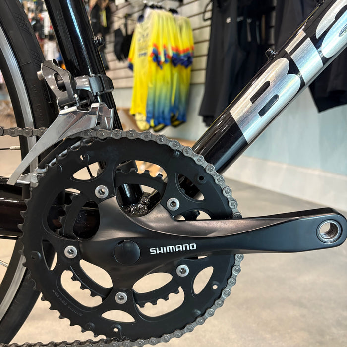 Bianchi Via Nirone 7 Shimano Claris 8-Speed