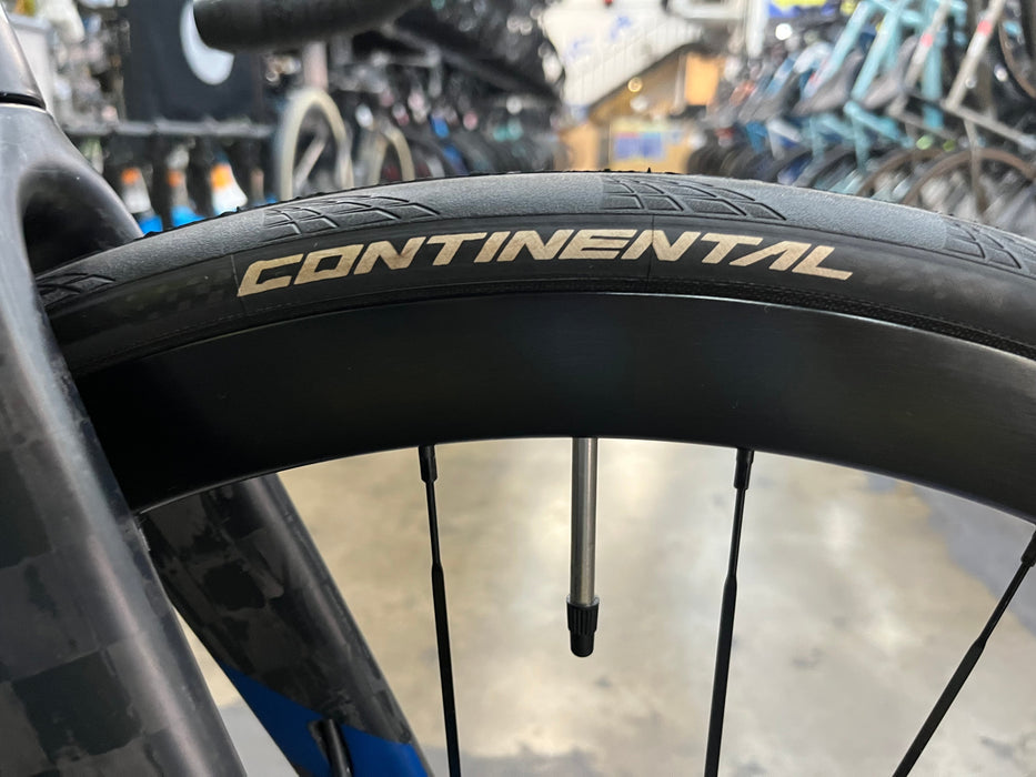 Felt AR FRD Ultimate SRAM Rival eTap AXS 12 speed with Vision Team 35 alloy wheels