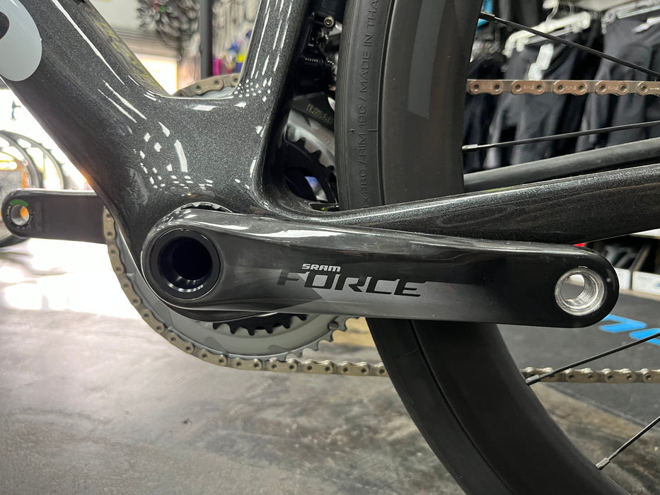 Cervelo Soloist SRAM Force eTap AXS D1 12 Speed with ZIPP 303S