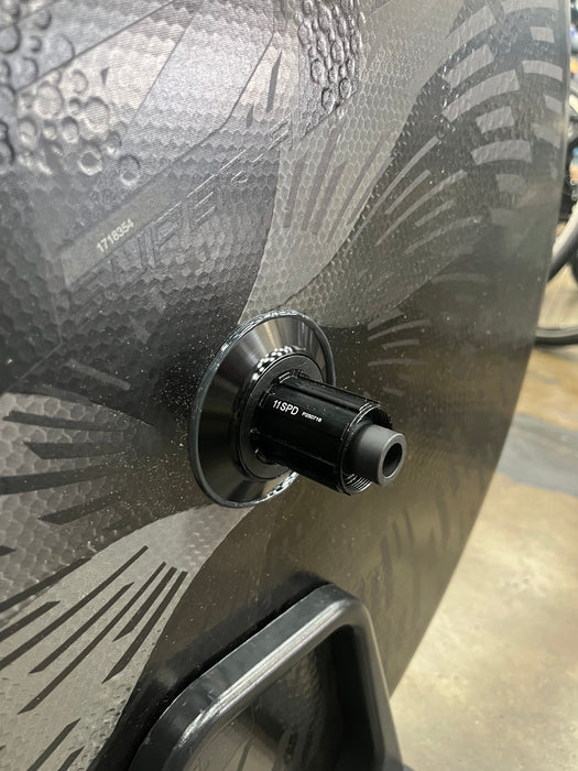 Zipp Super-9 Carbon Disc Wheel Tubeless Disc Brake Center Locking