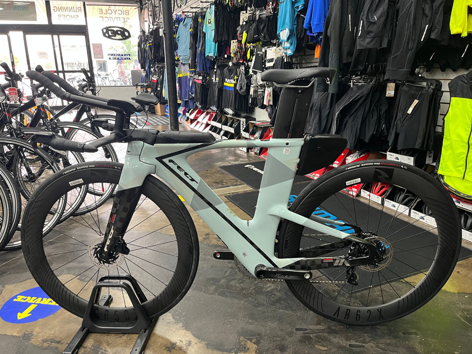 Felt IA Advanced SRAM Force AXS - Reynolds AR 58/62x Wheels - Desert Geo