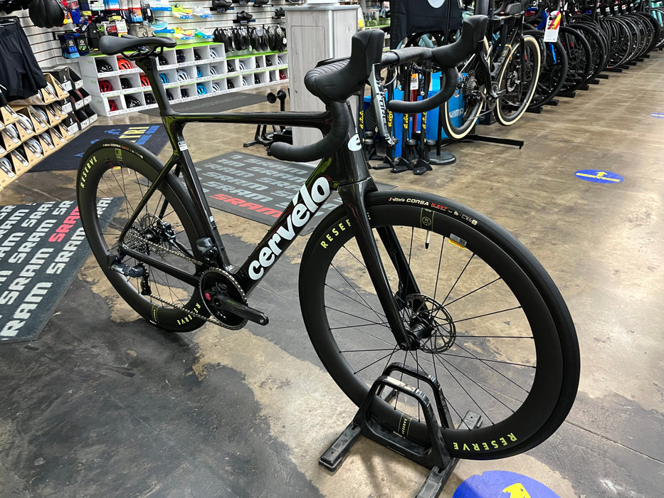 Cervelo Soloist SRAM Force eTap AXS D1 12 Speed w/ Reserve 52/63 Paris Green Wheelset