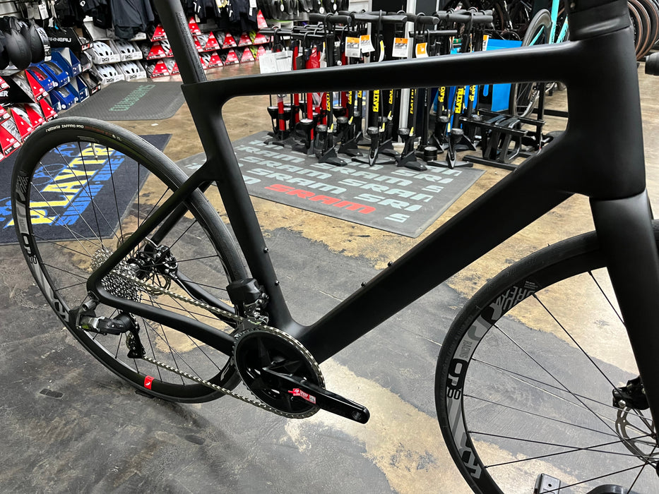 Playtri Carbon Disc Bike SRAM Rival AXS