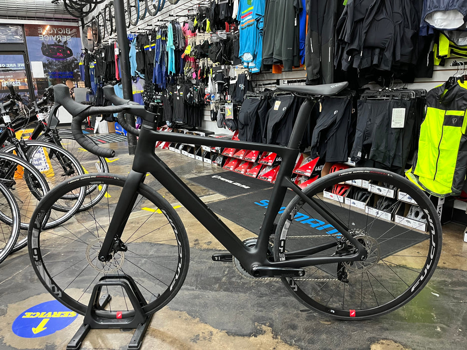 Playtri Carbon Disc Bike SRAM Rival AXS