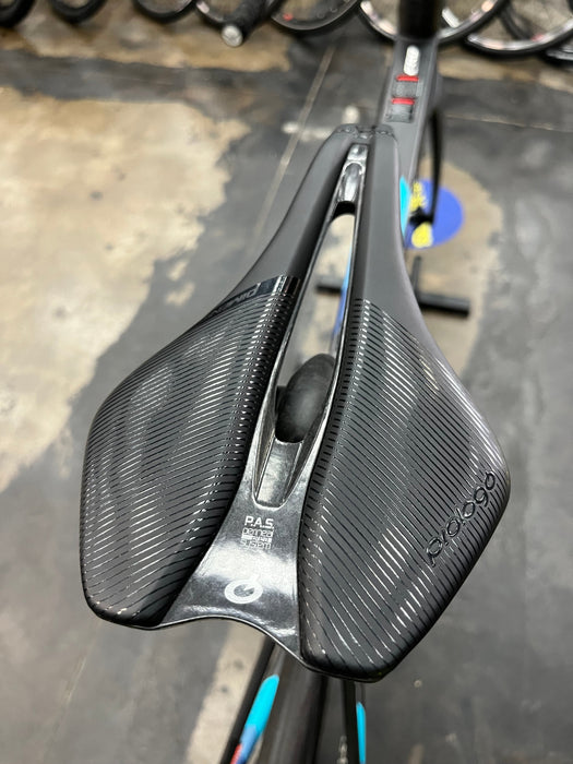 Felt AR FRD Ultimate SRAM Red eTap AXS 12 speed