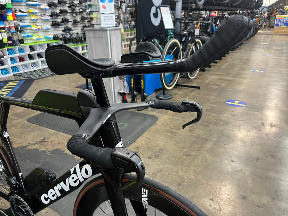 Cervelo P5 SRAM Red eTap AXS w/ Enve Foundation 65 Wheels