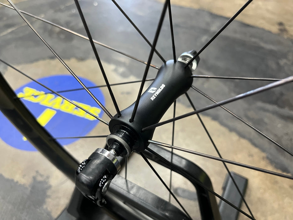 Reynolds AR58 Rim Brake Carbon Clincher Tubeless Wheelset