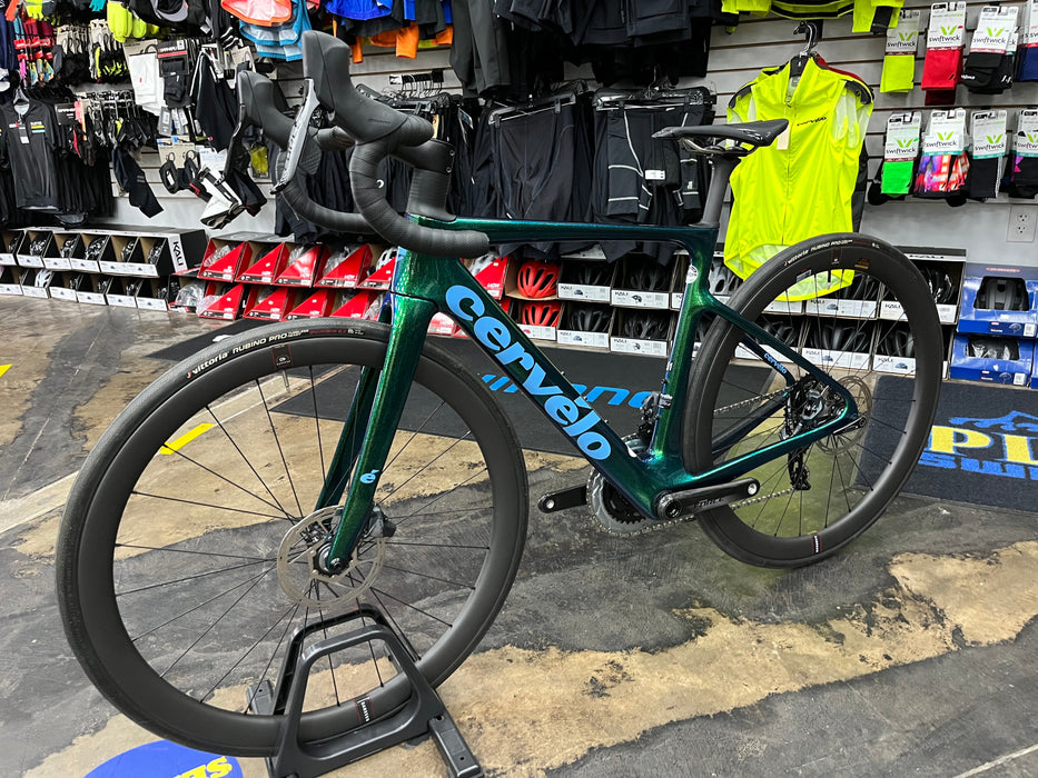 Cervelo Caledonia-5 Disc SRAM Force eTap AXS D1