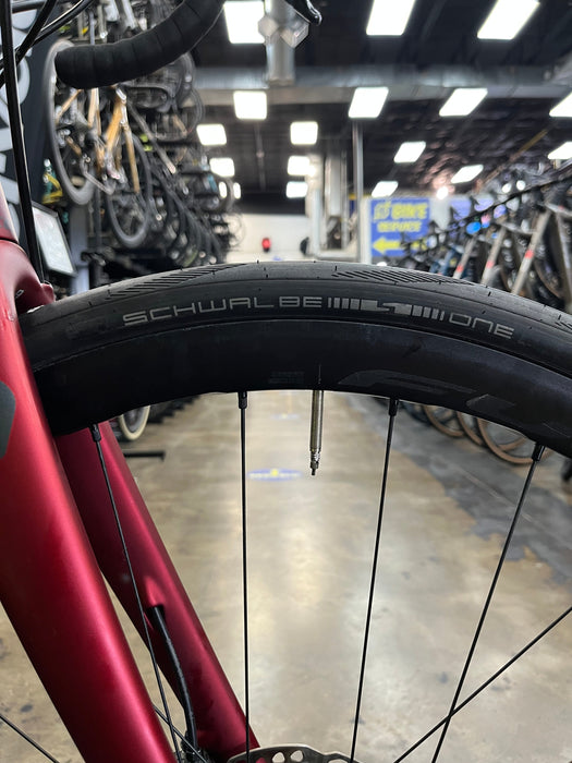 Scott Addict 30 Disc Shimano Tiagra 10 Speed - Red DEMO