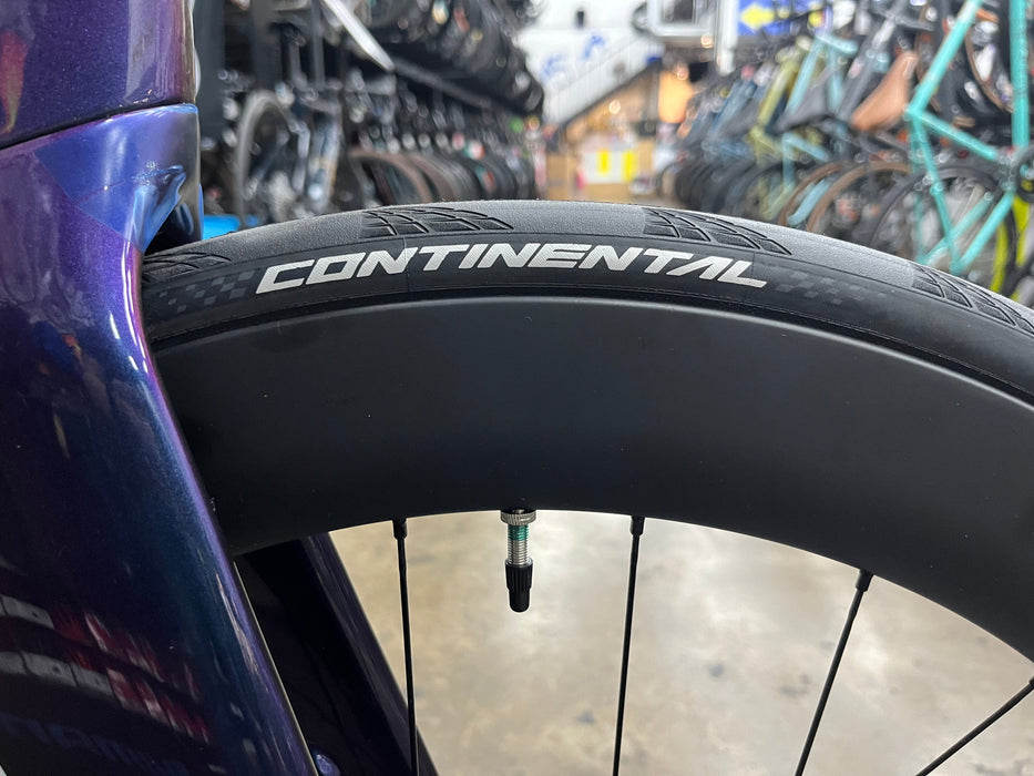 Felt IA FRD 2.0 Shimano Ultegra Di2 w/Shimano Ultegra C60 Wheels - 2025