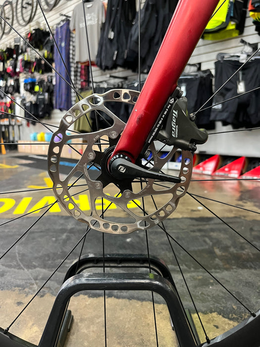 Scott Addict 30 Disc Shimano Tiagra 10 Speed - Red DEMO
