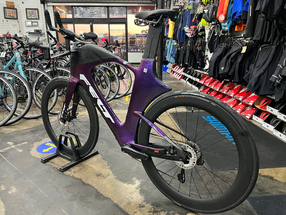 Felt IA FRD 2.0 Shimano Ultegra Di2 w/Shimano Ultegra C60 Wheels - 2025