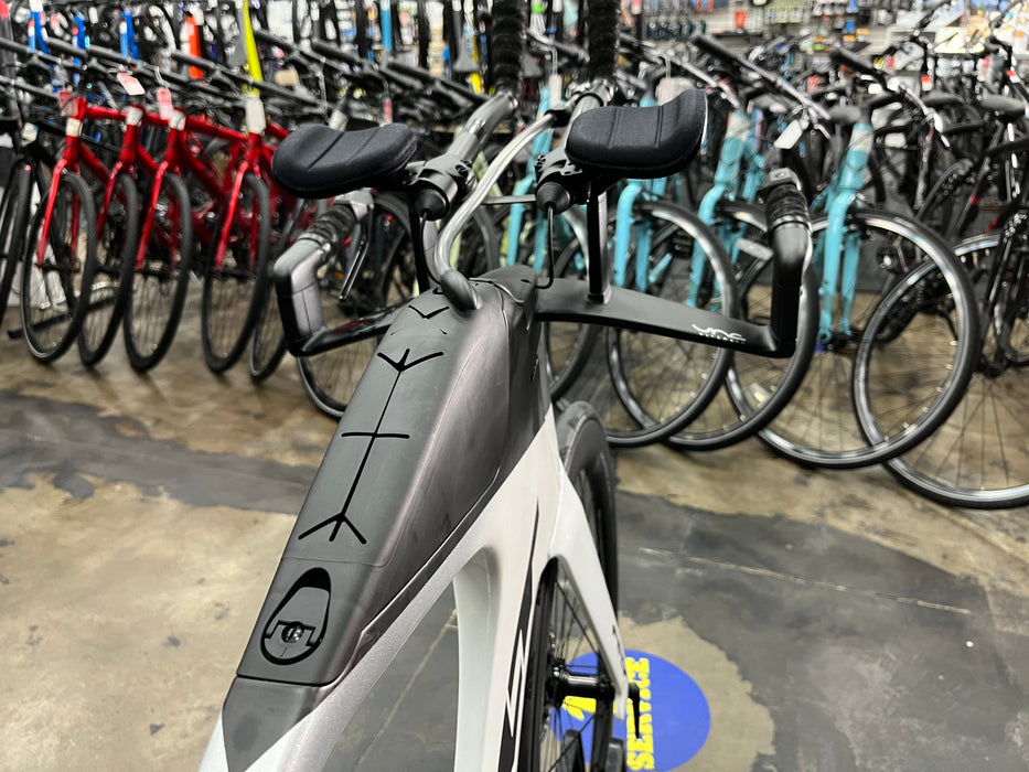 Felt IA FRD 2.0 Shimano Dura-Ace Di2 w/ Shimano Dura-Ace C60 Wheels - 2025