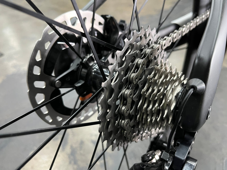 Felt IA FRD 2.0 Shimano Dura-Ace Di2 w/ Shimano Dura-Ace C60 Wheels - 2025