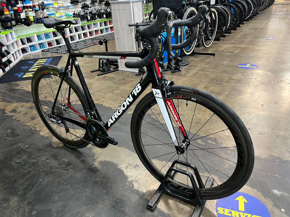 Argon 18 Gallium Pro Rim Shimano Ultegra 11 Speed w/ZIPP 303 Firecrest - Black/Speed White 2019 DEMO