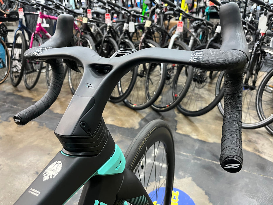 Bianchi Oltre Pro Shimano Ultegra Di2 12 Speed