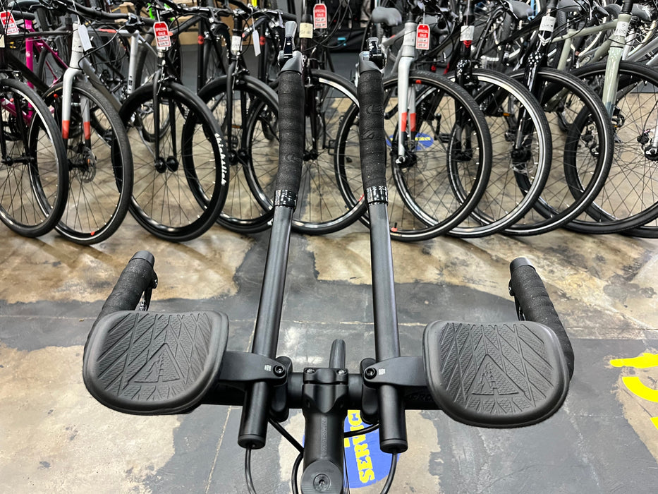 Cervelo P-Series Shimano 105 11 Speed w/ Fulcrum Racing Wind 40 Wheels