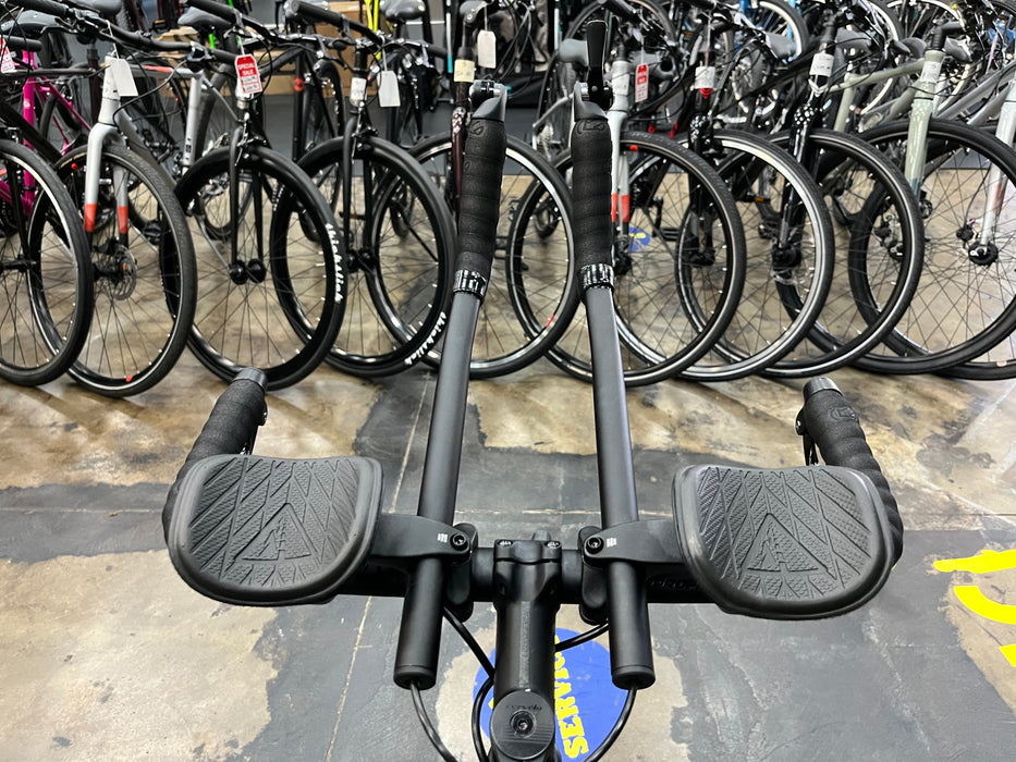 Cervelo P-Series Shimano 105 11 Speed w/ Devox Wheels