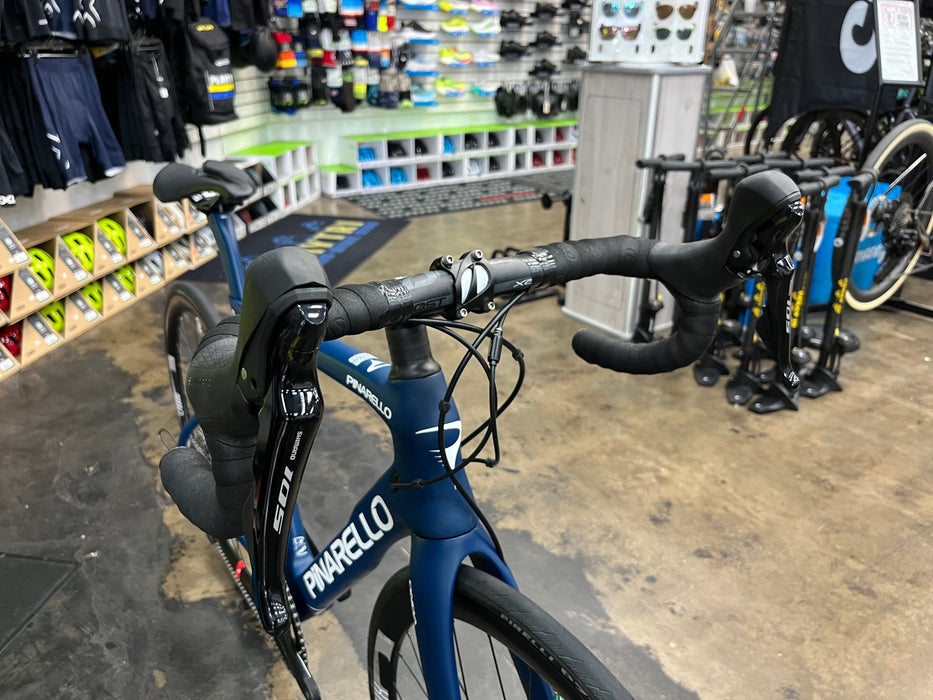 Pinarello Paris Shimano 105 11 Speed - Blue Steel DEMO