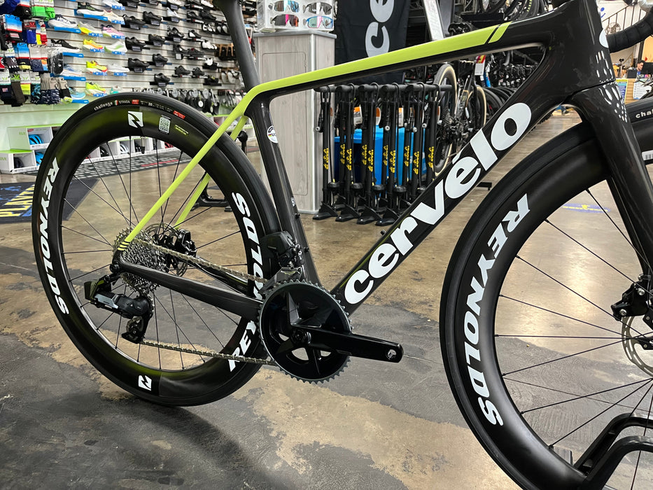 Cervelo R5 SRAM Rival eTap AXS w/ Reynolds AR60 Wheels