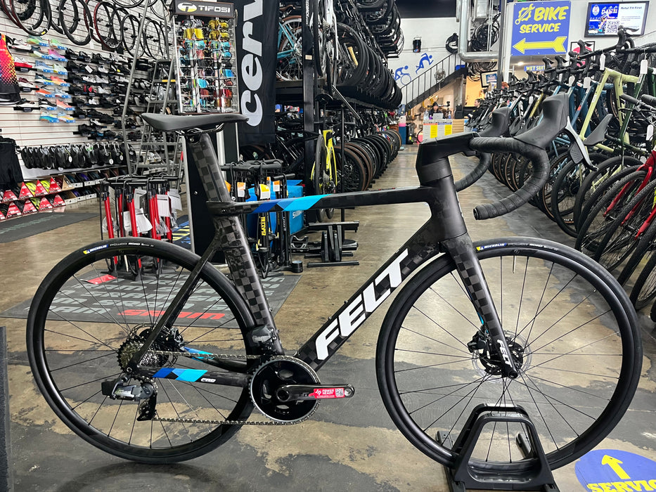 Felt AR FRD Ultimate SRAM Force D1 eTap AXS 12 speed w/Syncros RP2.0 wheels