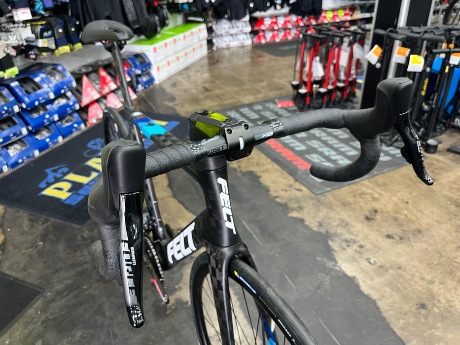Felt AR FRD Ultimate SRAM Force D1 eTap AXS 12 speed w/Syncros RP2.0 wheels